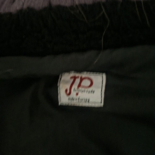Outerwear jacket in black and purple size M-L like new