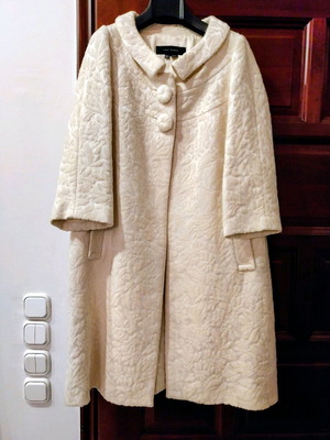 Παλτό Zara σαν καινούργιο, ιβουάρ με ανάγλυφο ντεσέν