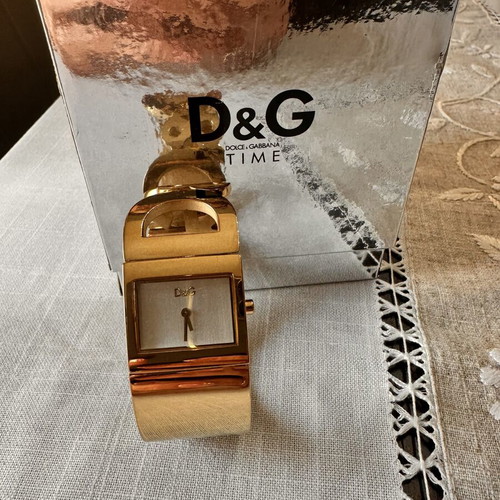 D&G women's cuff bracelet watch, gold