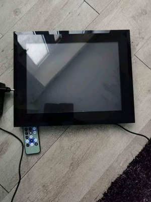 Digital photo and video album used with remote control