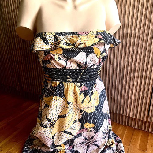 Roxy by Quiksilver Strapless Dress like new, size 10 (38 Medium), multicolor