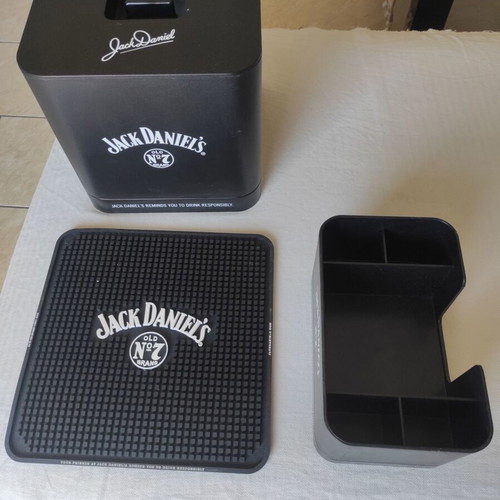 Jack Daniel's collectible bar equipment set new