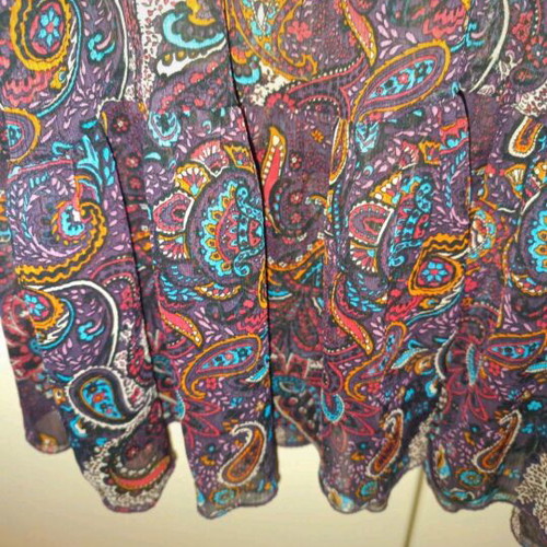 Printed dress transparent like new, size M, red and purple
