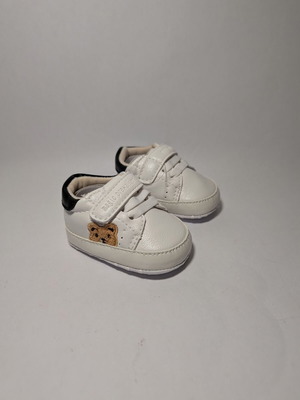Baby hug shoes size 15 new