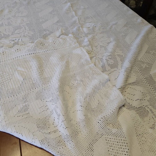 Handmade knitted blanket like new 180 by 200
