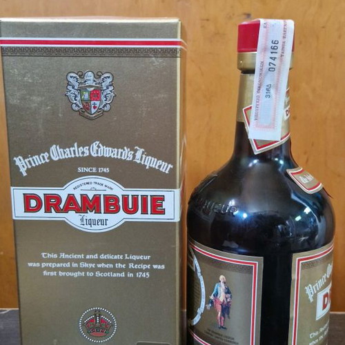 Drambuie liqueur new, sealed