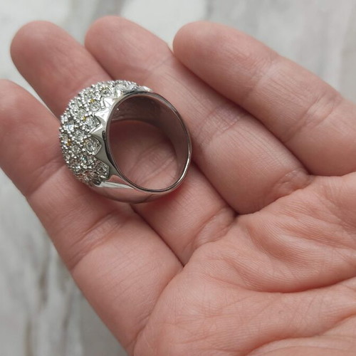 Chunky ring used with zircon stones