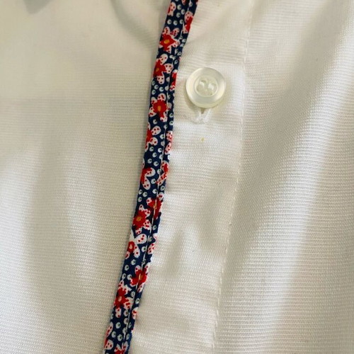 Spago Uomo white shirt size M like new with floral stripe