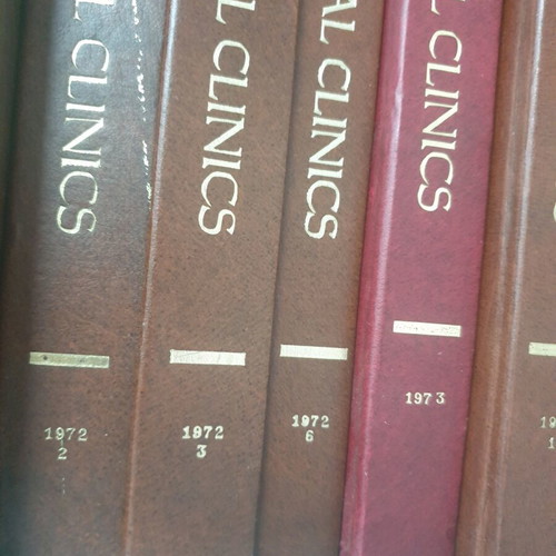 Medical Clinics medical books new, 16 volumes