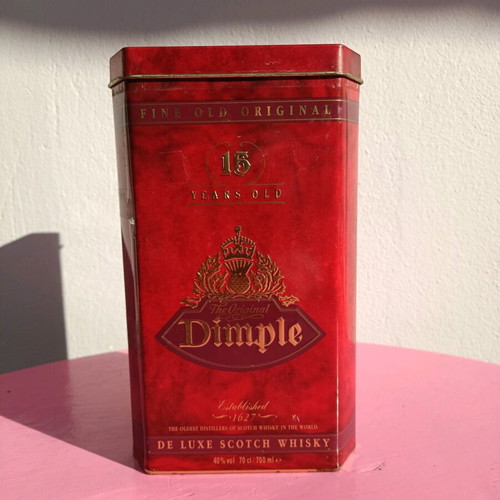 Dimple metal box used from whisky