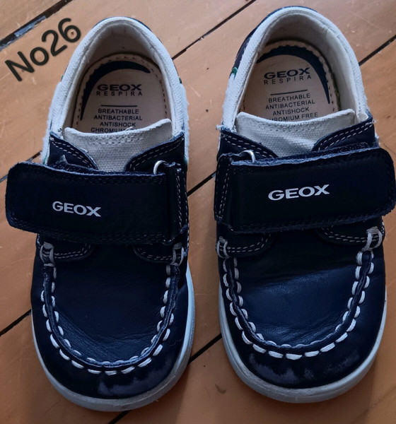 Μοκασίνια geox