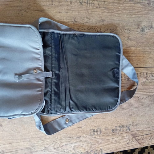 Kinderkraft stroller bag like new with adjustable shoulder strap and inner pockets