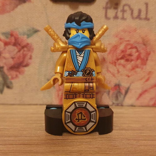 Lego Ninjago 10th Anniversary Set of 7 Minifigures New with Airjitzu Tiles