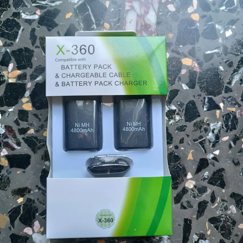 Xbox 360 battery pack and cable set new