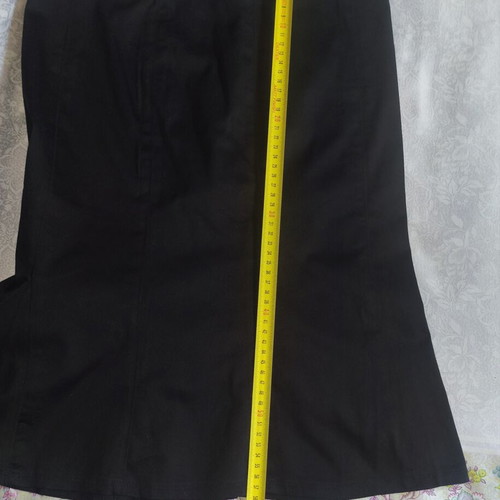 Zara Basic black midi skirt mermaid cut size M like new