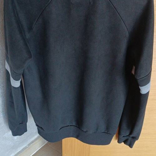 Reserved sweatshirt like new, black and gray, boys 13-14 years