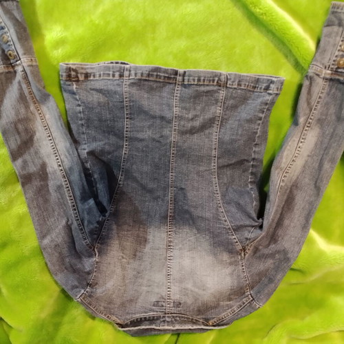 Caramella women's denim jacket like new, very elastic and comfortable