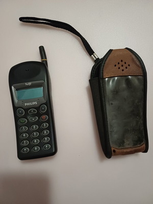 Philips Twist GSM vintage κινητό τηλέφωνο μεταχειρισμένο, με αυθεντική μπαταρία και θήκη