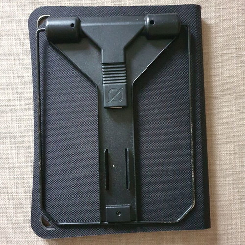 Nomad 10 Goal Zero portable solar charger like new