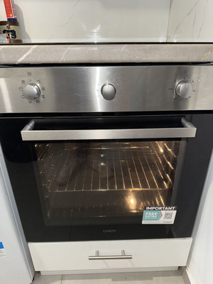 Candy oven with hobs like new