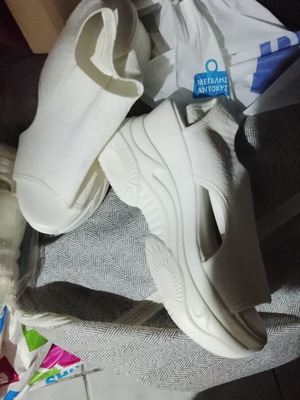Shoes used, white platform sandals size 38, comfortable