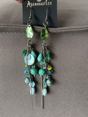 Women's earrings new with beads, rhinestones and turquoise silver chain