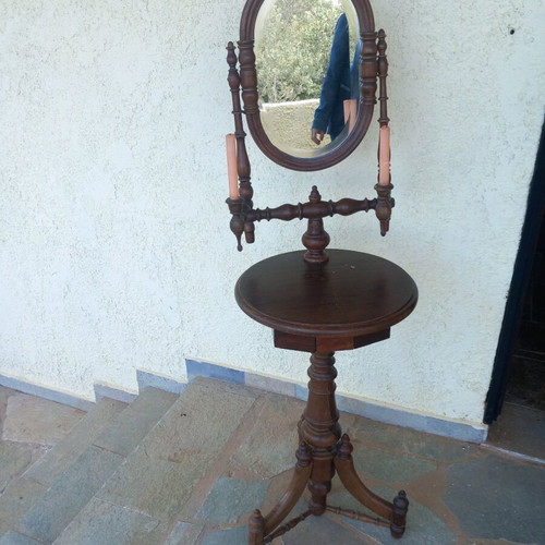 Dressing table from 1930 like new