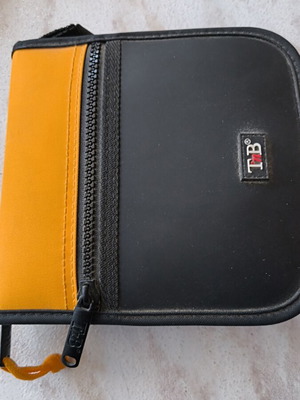 Case for 24 CD/DVD like new