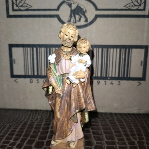 Saint figurines new, pack of 8, hard plastic, made in Italy