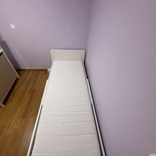 IKEA Slakt Extendable Bed with Asvang Foam Mattress like new