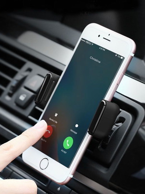 Clip Mobile Phone Holder for the Car, rotates 360 degrees. It is intact.