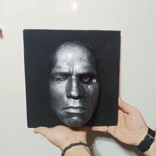 Arnold Schwarzenegger Lifecast Wall Decoration like new
