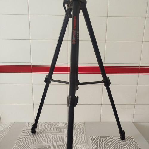 Camera base with extension length 91 like new