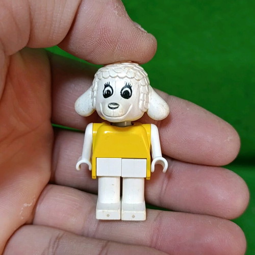 Lego Fabuland vintage 80s figures Lion and Sheep used