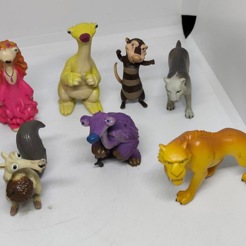 Ice Age collectible figures set of 11, like new