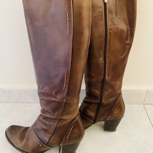 Marco Tozzi leather boots used, brown women's size 37