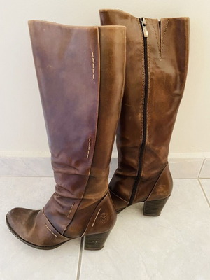 Marco Tozzi leather boots used, brown women's size 37