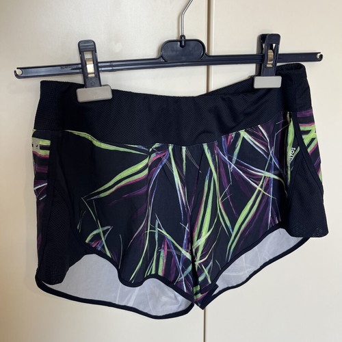 Decathlon sports shorts like new, size M, blue