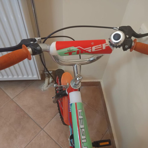 Orient Tiger BMX kids bike 14 inch, red with orange details
