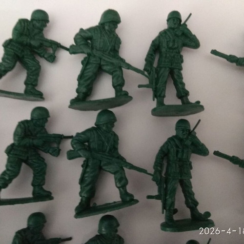 Airfix and Matchbox soldier figures collection like new