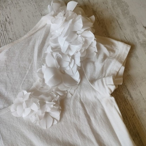 H&M White Blouse with White Flowers like new, 100% Cotton, Size S