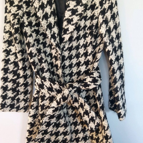 Knitted coat used in beige-black pattern size M