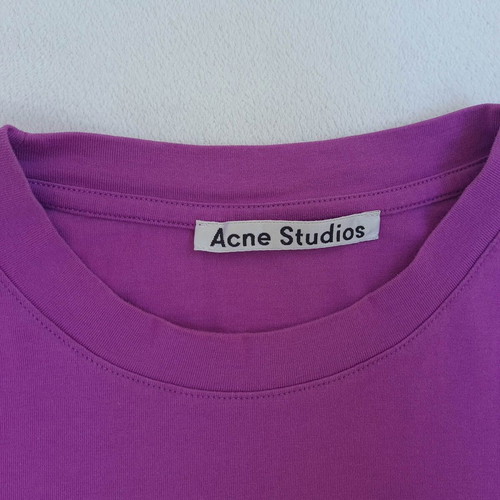 Acne Studios women's designer T-shirt size M, 100% cotton, like new, purple