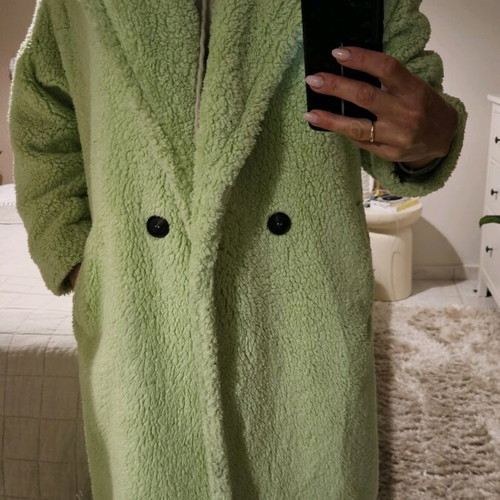 AME coat like new, light green, one size, warm, sheep texture
