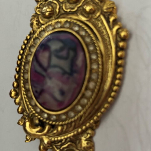 Vintage pin new