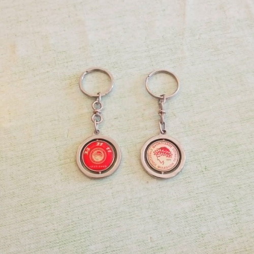 Olympiacos Spinning Keychains Double & Rivaldo 2005 Set of 2 like new