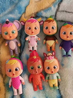 Cry Babies used medium size, pack of 7