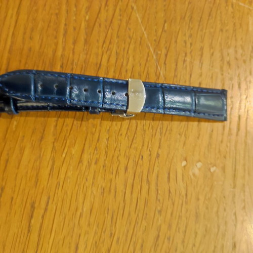 Leather watch strap 18mm blue with stainless steel buckle like new