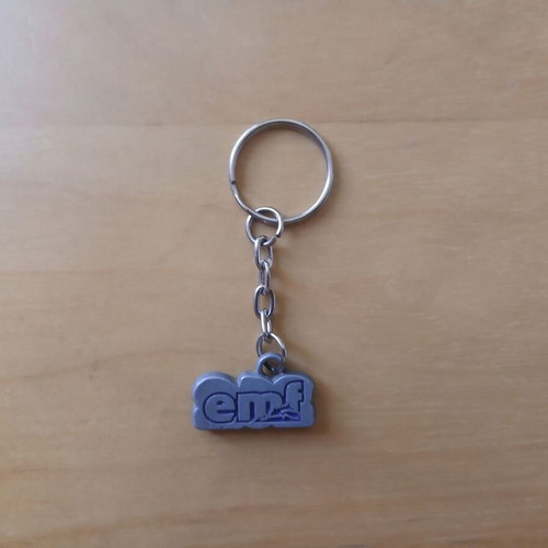 Edinburgh Marathon Festival keychain used, silver and blue
