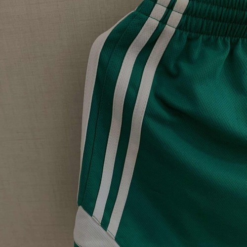 Paiktaras children's football kit green number 10 like new